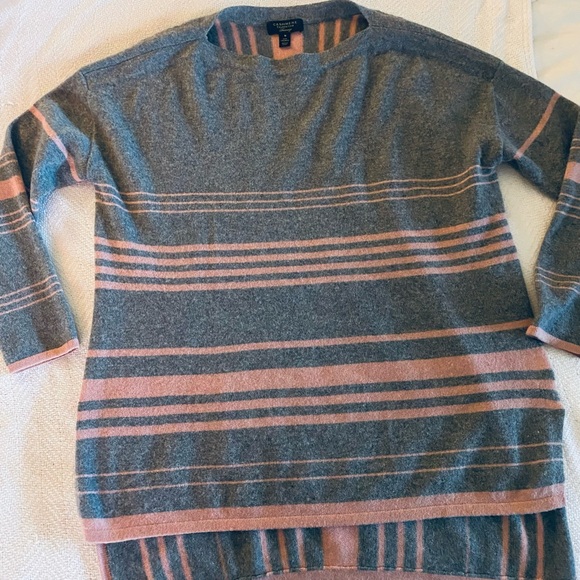 Medium Cashmere Crewneck Sweater in Heather Gray w/ Pink Stripes - Picture 5 of 6
